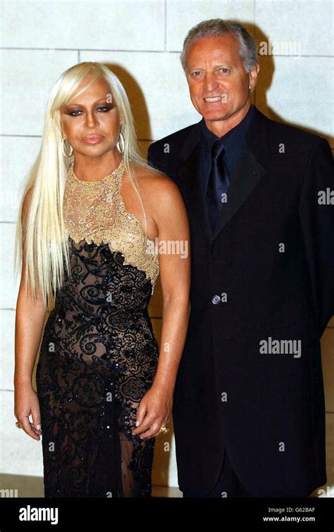 differenza tra gianni versace e donatella|donatella versace height and weight.